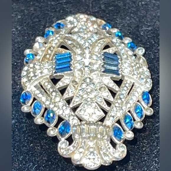 Vintage Art Deco Pavé Brooch 1920s-40s ✨ Blue Baguettes & Clear Rhinestones ✨ - Picture 3 of 12